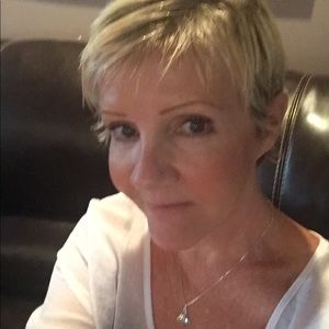 Meet your Posher, Peggy